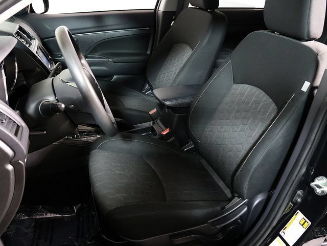Used 2025 Mitsubishi Outlander Sport ES AWD/4WD image 4