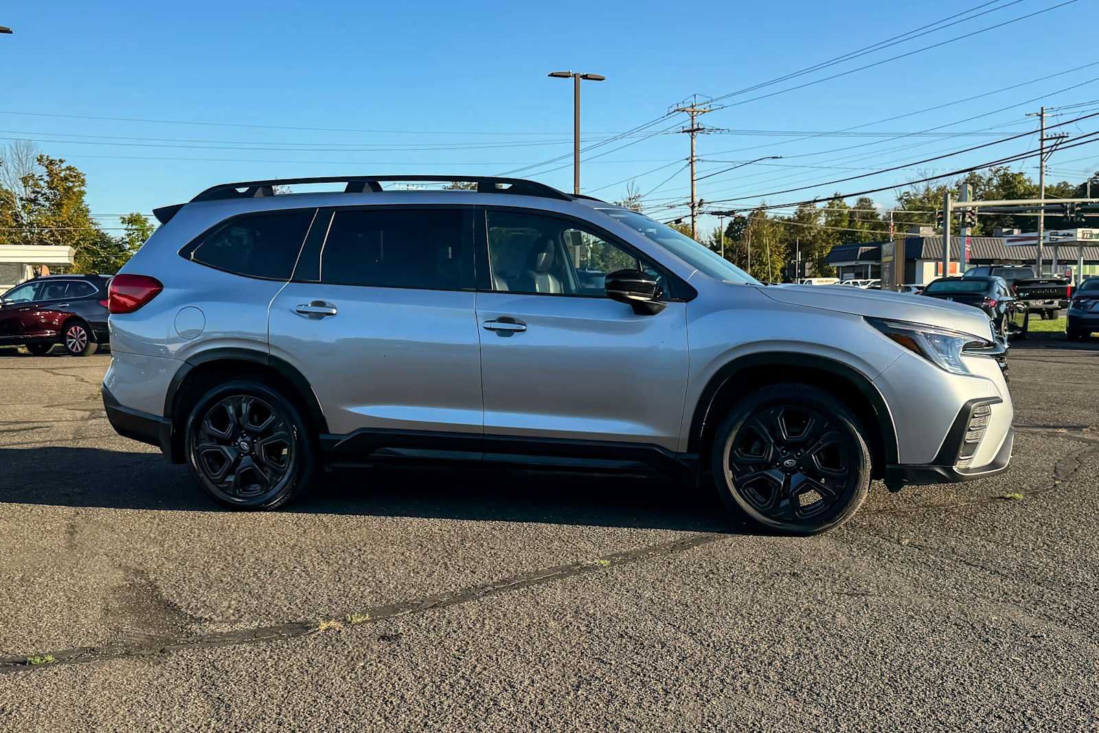 Used 2025 Subaru Ascent Bronze Edition w/ Onyx Package AWD/4WD image 2