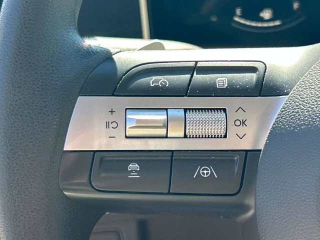 Used 2025 Hyundai Sonata SEL FWD image 26