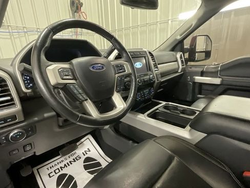 Used 2021 Ford F250 Lariat w/ Lariat Ultimate Package image 9