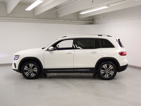 Certified 2024 Mercedes-Benz GLB 250 4MATIC image 7