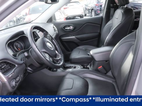 Used 2020 Jeep Cherokee Latitude Lux w/ Comfort/Convenience Group image 6