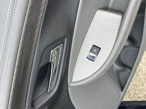 Used 2016 Chevrolet Impala LS image 21