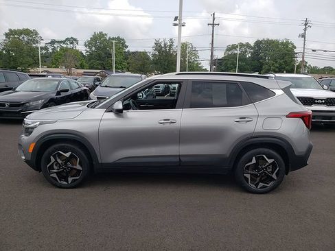 Certified 2024 Kia Seltos EX AWD/4WD image 3