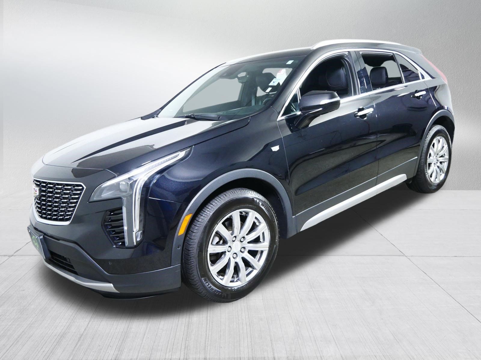 Certified 2019 Cadillac XT4 Premium Luxury w/ Technology Package AWD/4WD image 3