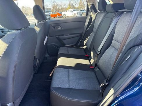 Used 2025 Nissan Rogue SV image 20