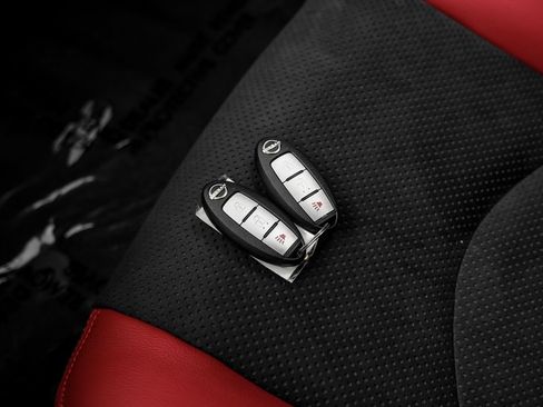 Used 2026 Nissan Z Performance w/ Floor Mat Package RWD image 55