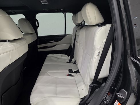 New 2026 Lexus LX 600 4WD w/ Luxury Package image 16