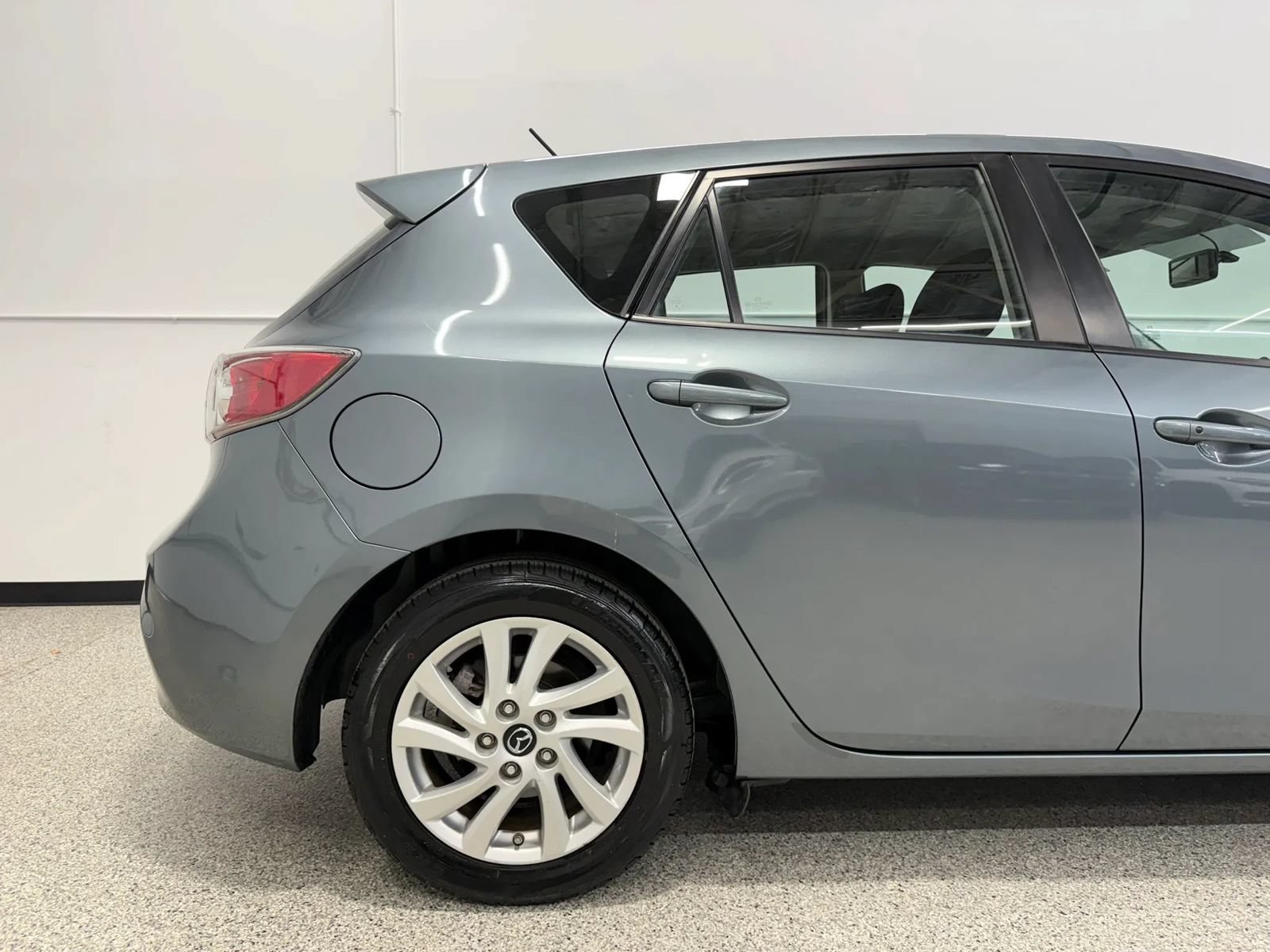 Used 2013 MAZDA MAZDA3 i Touring FWD image 15