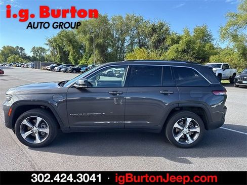 Used 2023 Jeep Grand Cherokee 4WD 4xe w/ Luxury Tech Group II image 5