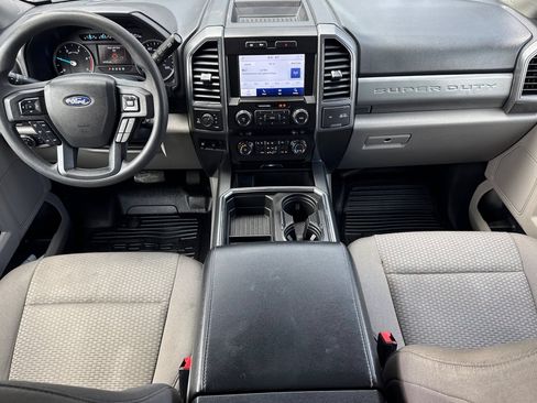 Certified 2022 Ford F250 XLT w/ XLT Premium Package AWD/4WD image 14