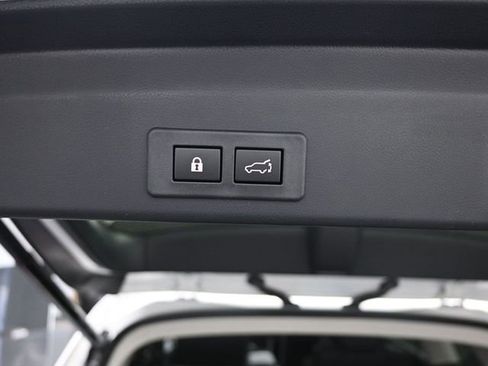 Used 2025 Subaru Ascent Bronze Edition w/ Onyx Package image 28