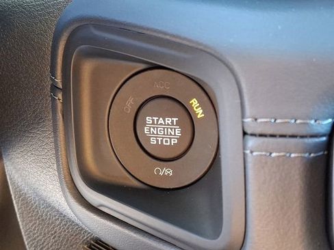 New 2026 Jeep Wrangler Unlimited Sahara AWD/4WD image 15