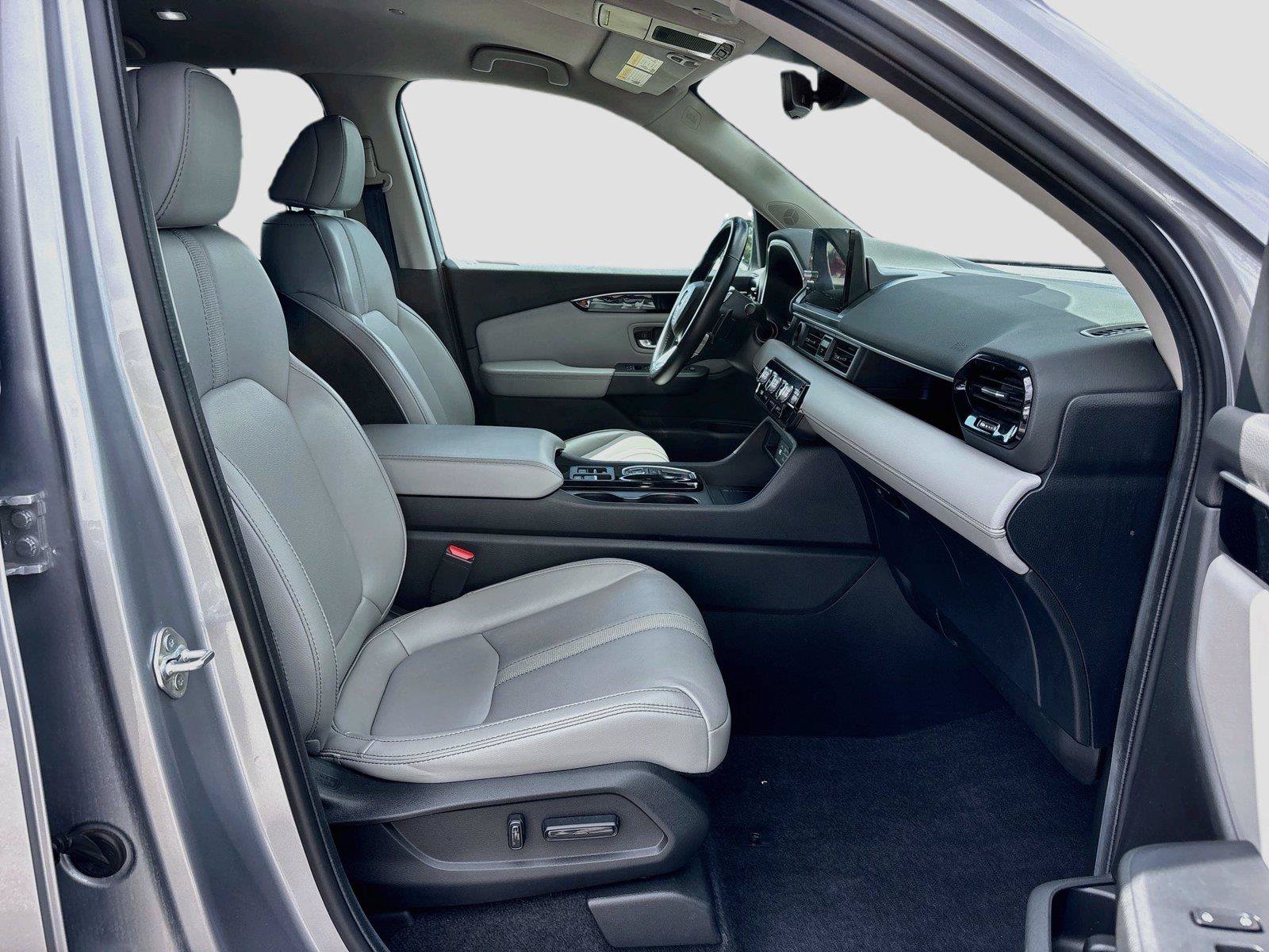 Certified 2024 Honda Pilot EX-L image 32