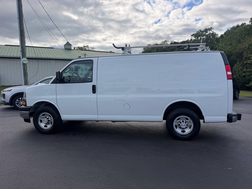 Used 2020 Chevrolet Express 2500 w/ Driver Convenience Package RWD image 8