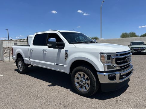 Used 2020 Ford F350 Lariat w/ Lariat Ultimate Package AWD/4WD image 7