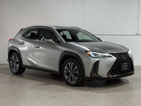 Used 2019 Lexus UX 200 F Sport w/ F Sport Premium Package FWD image 4