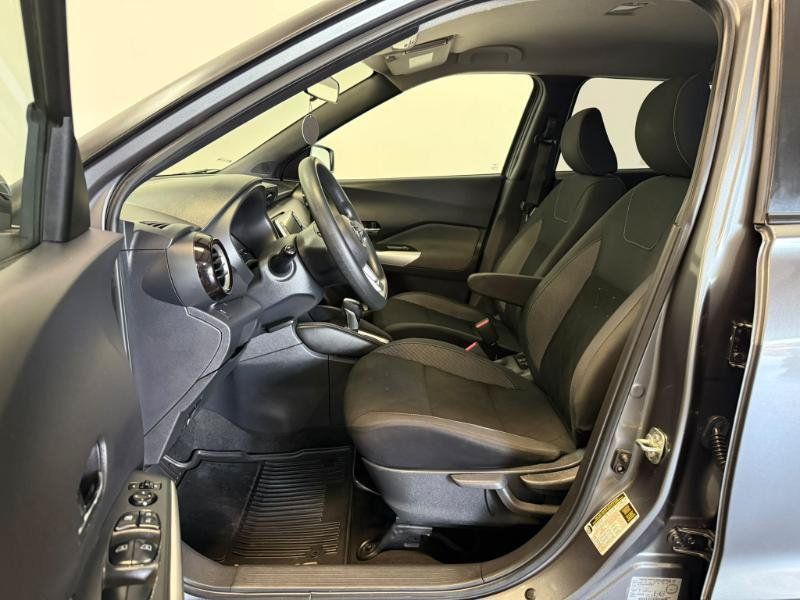 Used 2019 Nissan Kicks SR FWD image 10