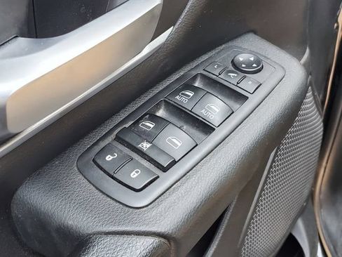 Certified 2019 RAM 1500 Big Horn AWD/4WD image 5