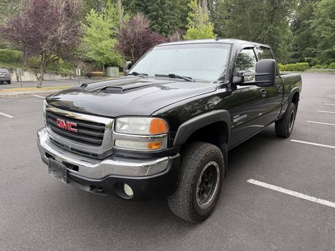 Used 2007 GMC Sierra 2500 SLT AWD/4WD image 1