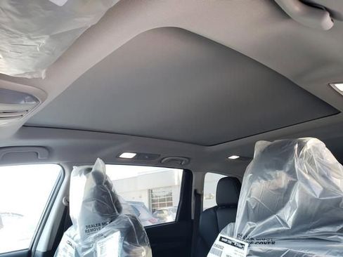 Used 2025 Subaru Ascent Bronze Edition w/ Popular Package #2 image 11