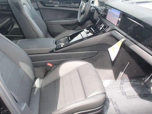 New 2026 Porsche Panamera 4 image 25