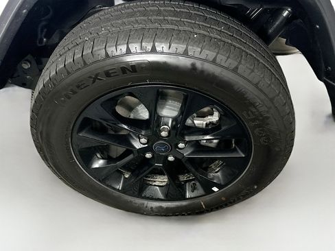 Used 2025 Jeep Wrangler Sahara image 11