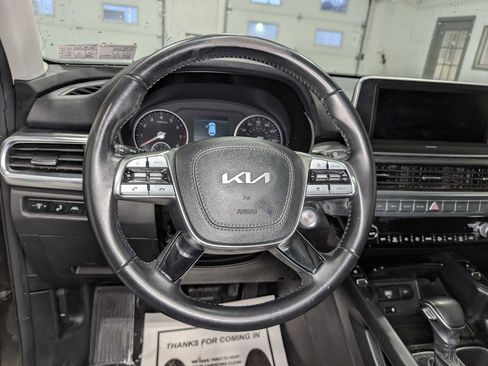 Used 2022 Kia Telluride S image 41