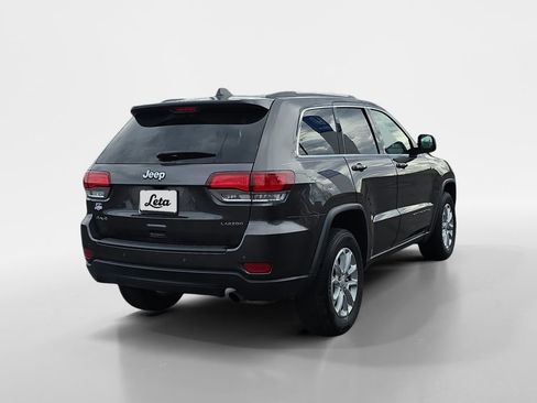 Used 2021 Jeep Grand Cherokee Laredo image 4