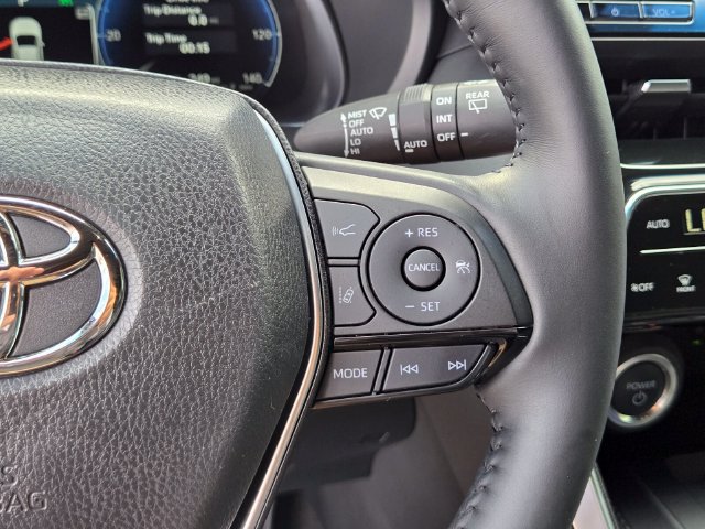 Used 2024 Toyota Venza Limited AWD/4WD image 29