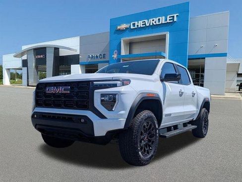 New 2026 GMC Canyon Elevation w/ Convenience Package RWD image 9