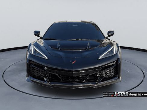 Used 2026 Chevrolet Corvette ZR1 w/ Stealth Interior Trim Package RWD image 2