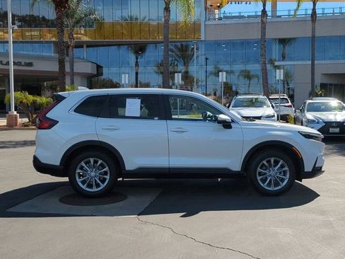 Used 2023 Honda CR-V EX-L image 4