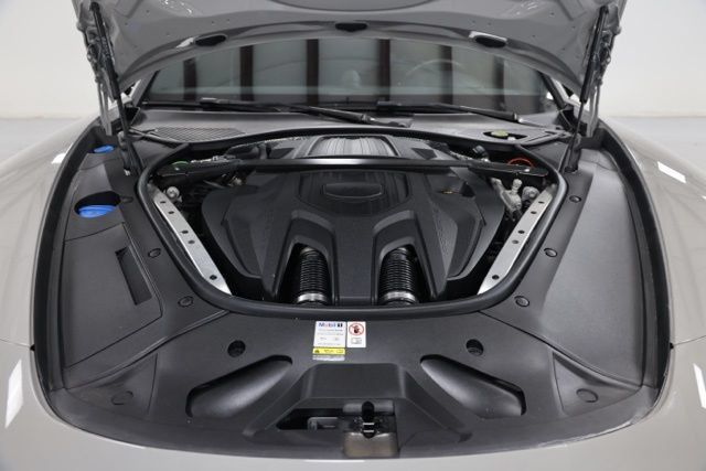 Used 2023 Porsche Panamera Platinum Edition RWD image 6