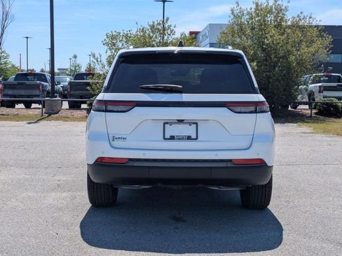 New 2026 Jeep Grand Cherokee Altitude RWD image 4