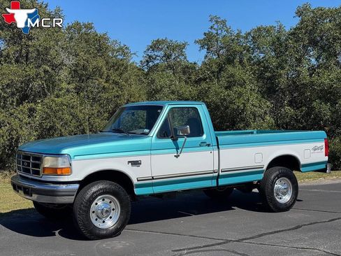 Used 1997 Ford F250 4x4 Regular Cab Heavy Duty image 3