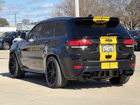 Used 2018 Jeep Grand Cherokee Trackhawk AWD/4WD image 4