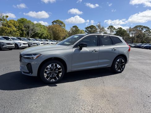 New 2026 Volvo XC60 B5 Plus w/ Climate Package AWD/4WD image 7