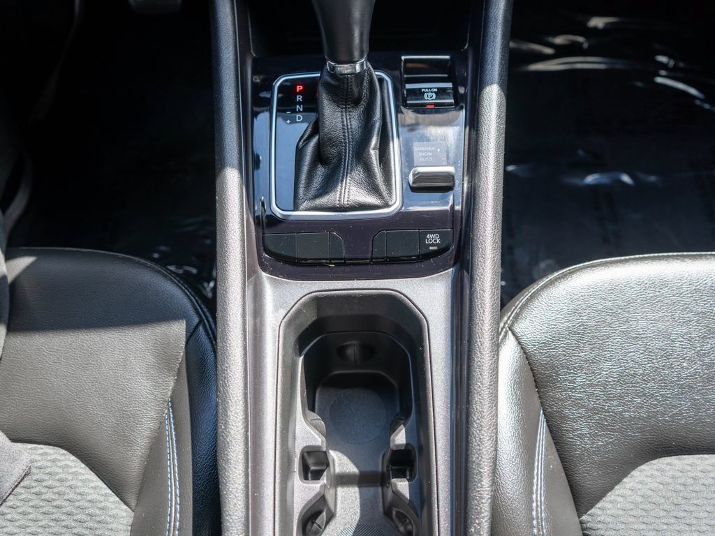 Used 2023 Jeep Compass Latitude w/ Sun and Sound Group AWD/4WD image 25