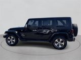 Used 2018 Jeep Wrangler Unlimited Sahara image 2