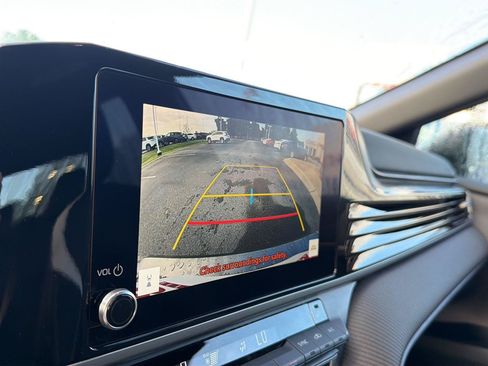 Certified 2025 Toyota Camry SE FWD image 25