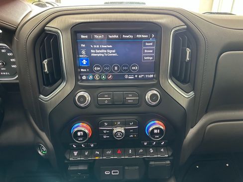 Used 2022 GMC Sierra 2500 Denali w/ Denali Ultimate Package image 38