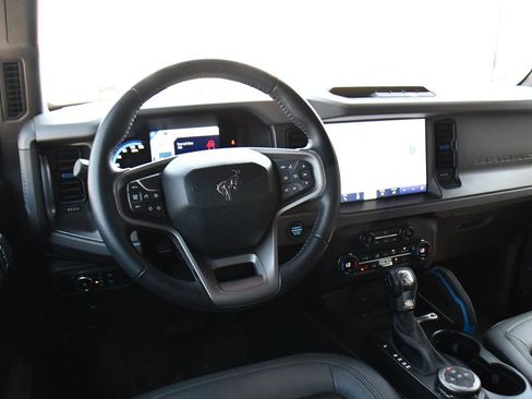 Used 2024 Ford Bronco Black Diamond AWD/4WD image 12