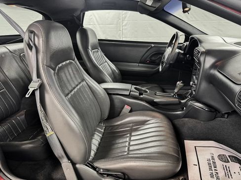 Used 1997 Chevrolet Camaro LT RWD image 10