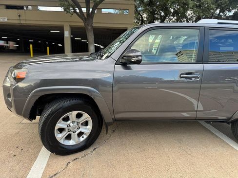 Used 2014 Toyota 4Runner SR5 Premium RWD image 3