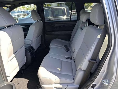 Used 2023 Honda Passport EX-L image 14