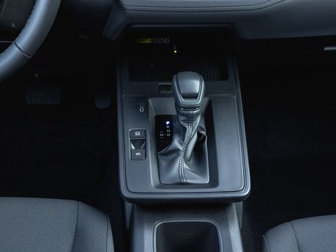 New 2026 Toyota Corolla Cross LE FWD image 12