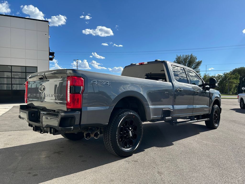Used 2026 Ford F350 Lariat w/ Black Appearance Package AWD/4WD image 2