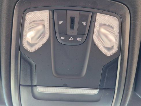 Used 2022 RAM 3500 Tradesman w/ Chrome Appearance Group image 20