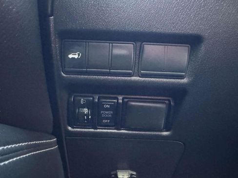 Used 2018 Nissan Armada SL w/ Moonroof Package RWD image 24
